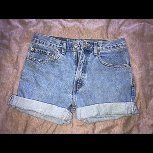 LEVI jean shorts